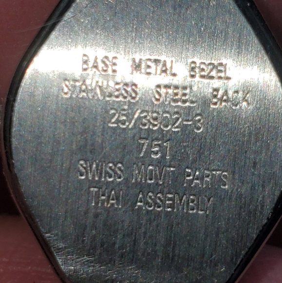 ⌚️VTG Retro Armitron Fashion Quarts Women's Watch with Instruction manual - Picture 5 of 13